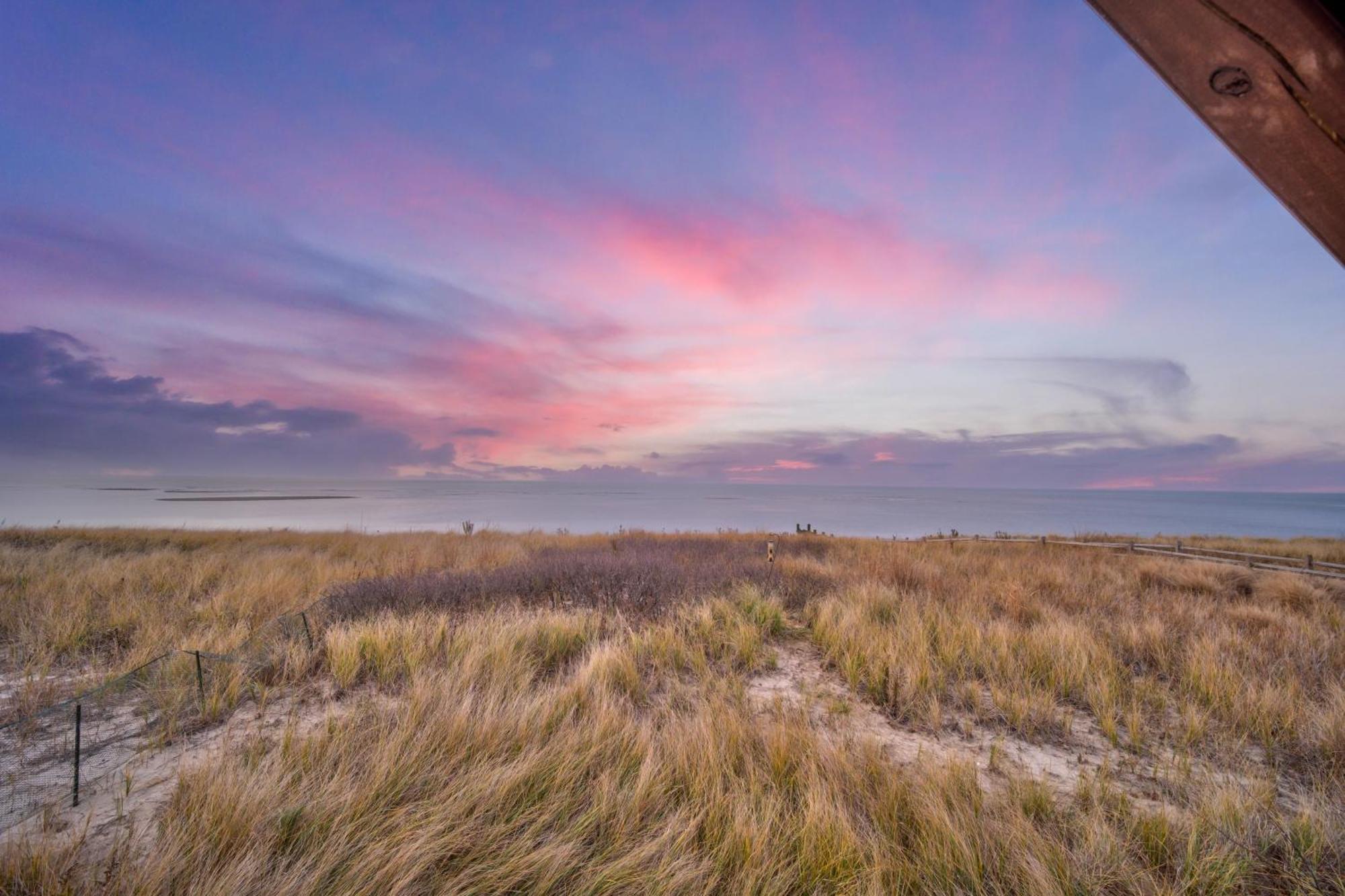 Waterfront Escape-Breweries, Vineyards N' Sunsets Apartment Villas Екстериор снимка