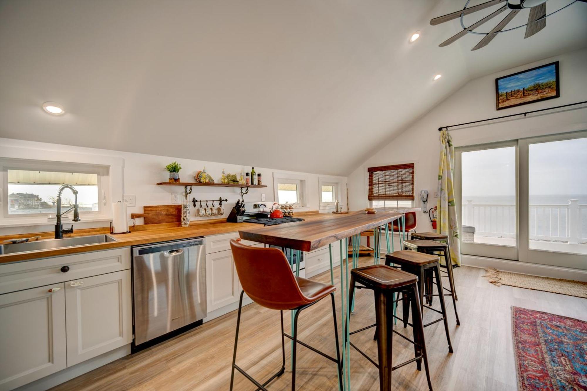 Waterfront Escape-Breweries, Vineyards N' Sunsets Apartment Villas Екстериор снимка